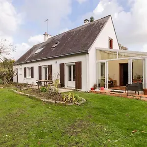 Hébergement de vacances Maison Familiale Avec Grand Jardin - Proche, Crach